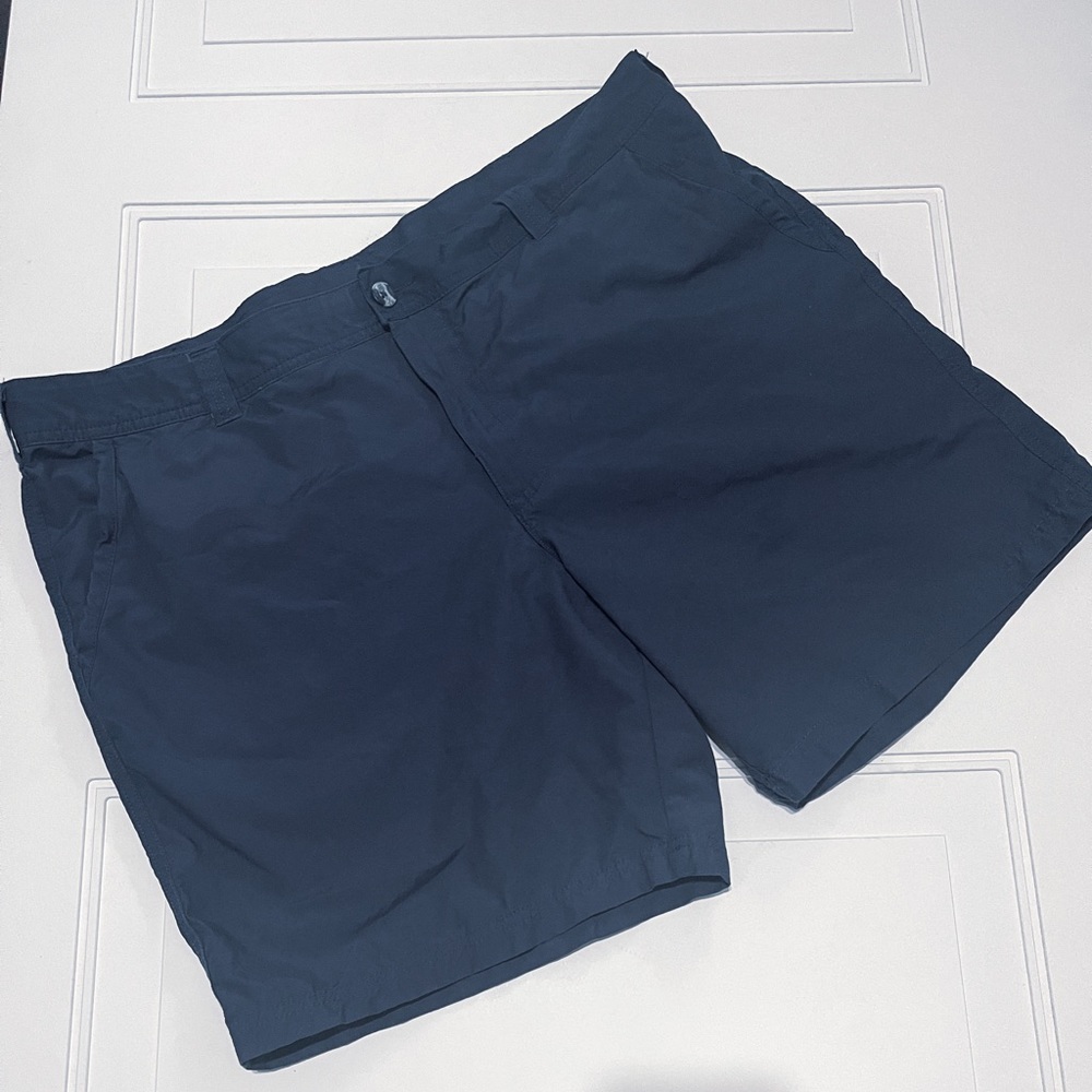 Columbia Men’s Blue Shorts